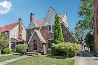 281 E 216th St, Euclid, OH 44123