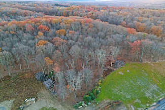 4 Distribution Dr, Bloomingburg, NY 12721