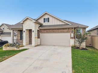 109 Big Pine Creek Ln, Bastrop, TX 78602