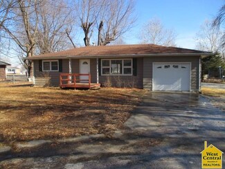 514 Merry Dale, Tipton, MO 65081