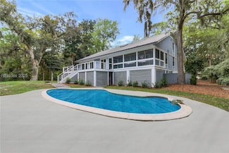 10 Hunt Club Ct, Hilton Head Island, SC 29928
