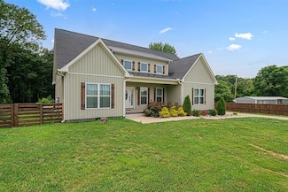6400 Williams Rd, Cross Plains, TN 37049