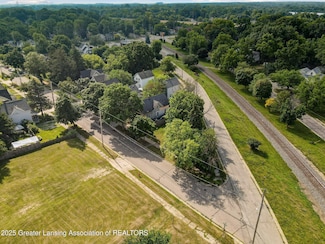 816 Hickory St, Lansing, MI 48912