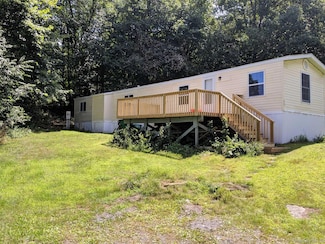 412 Cologne Ave, Wallkill, NY 12589