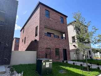 210 Veracruz Dr Unit 201, Laredo, TX 78045
