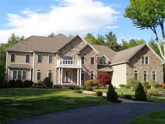 27 Maplevale Rd, East Kingston, NH 03827