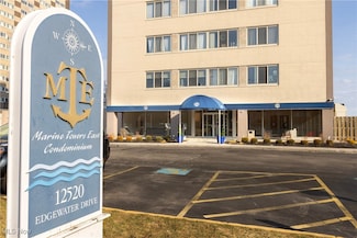 12520 Edgewater Dr Unit 705, Lakewood, OH 44107