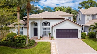 230 Lone Pine Dr, Palm Beach Gardens, FL 33410