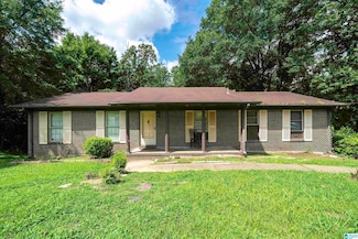 2600 5th St NE, Center Point, AL 35215