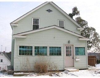 44 Boardman St, Worcester, MA 01606