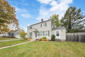 1078 Liberty St, Springfield, MA 01104