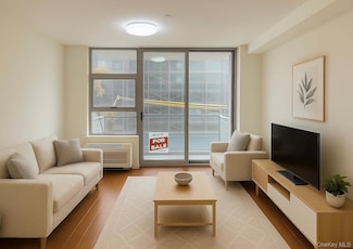 144-69 Barclay Ave Unit 3D, Flushing, NY 11355
