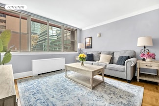 200 E 58th St Unit 5E, New York, NY 10022