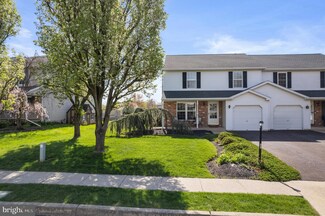 107 Abbey Ln, Telford, PA 18969