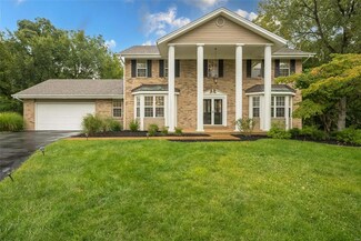 15 Hancock Ct, Saint Charles, MO 63303