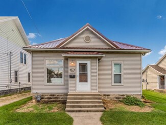 700 N Franklin St, Manchester, IA 52057