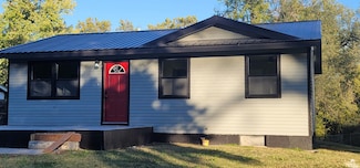 1401 Bel Air Dr, Junction City, KS 66441