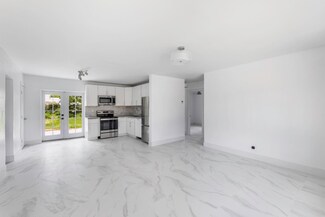6161 SW 16th St, Pompano Beach, FL 33068