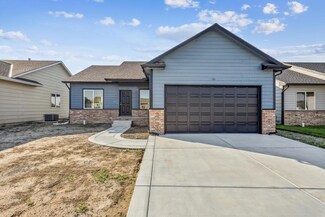 8759 E Summerside Place, Bel Aire, KS 67226