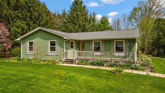16133 Cline St, Lowell, IN 46356