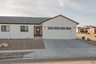 627 Copperfield Dr, Rapid City, SD 57703