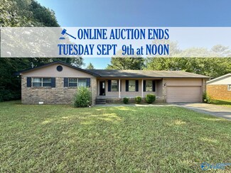 3011 Deerfield Rd NW, Huntsville, AL 35810