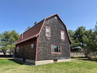 138 Spring Rd, Augusta, ME 04330