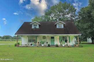7728 Southwind Dr, Moss Point, MS 39562