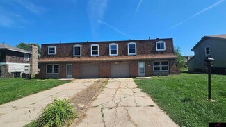 6615 N 65th St, Omaha, NE 68152