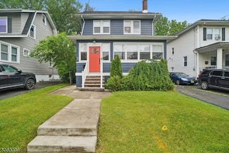 42 Orchard Rd, Maplewood, NJ 07040