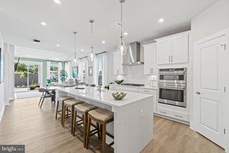 22124 Plover St, Clarksburg, MD 20871