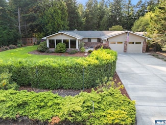 383 Kirner Rd, Sequim, WA 98382