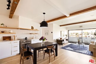 1701 Clinton St Unit 205, Los Angeles, CA 90026
