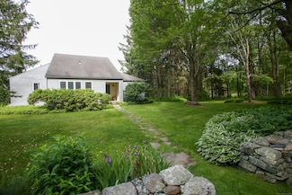 39 Treasure Hill Rd, South Kent, CT 06785