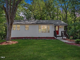 617 Oakdale Ct, Burlington, NC 27217