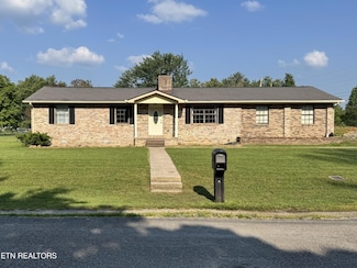 95 Lincoln St, Crossville, TN 38572
