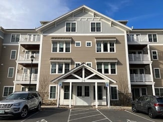 24 Willey Creek Rd Unit B 305, Exeter, NH 03833