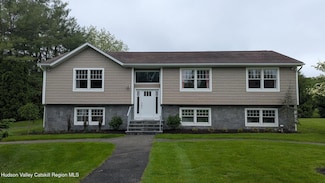 350 Elmendorf Dr, Hurley, NY 12443