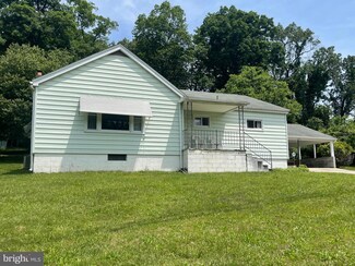 1393 Chestnut Hill Rd, Harpers Ferry, WV 25425