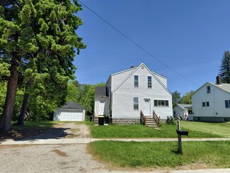 212 Palm St, Alpena, MI 49707