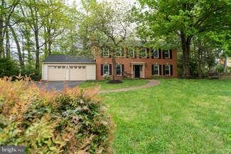 1503 Snughill Ct, Vienna, VA 22182