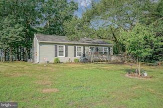 16 Pin Oak Dr, Atco, NJ 08004