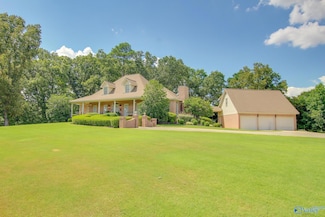 2122 Chapel Hill Rd SW, Decatur, AL 35603
