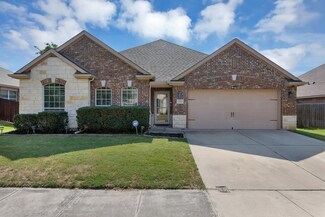 138 Springtree St, Denton, TX 76209