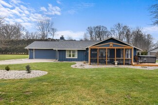 387 E High Circle Dr, Warsaw, IN 46580