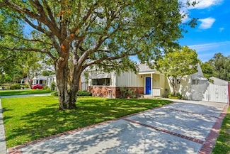 446 S Griffith Park Dr, Burbank, CA 91506