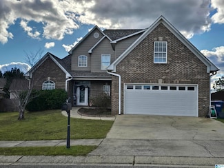 455 Oak Leaf Cir, Pell City, AL 35125