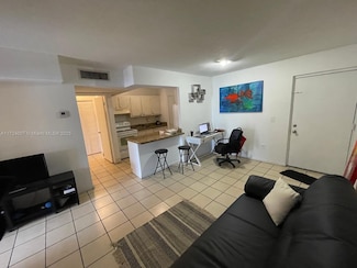 870 SW 129th Place Unit 207, Miami, FL 33184
