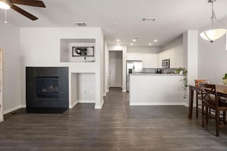 1104 Esplanade Cir, Folsom, CA 95630
