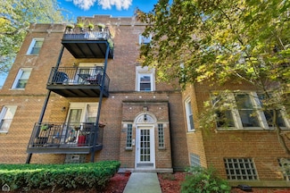 1443 W Victoria St Unit 3E, Chicago, IL 60660